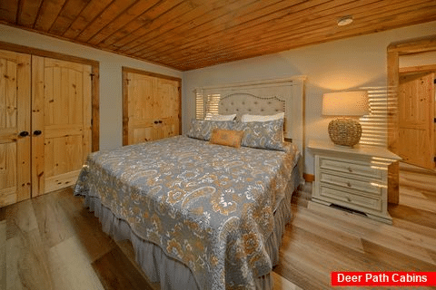 Beauitful 5 Bedroom Chalet Sleeps 16 - Luxury Mountain Hideaway