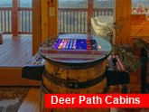 Spacious 2 bedroom cabin for 8 with arcade game