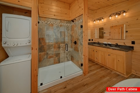 Luxurious master bath in Gatlinburg cabin rental - Mountain Melody