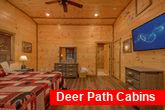 6 Bedroom Cabin with Extra Spacious Rooms 