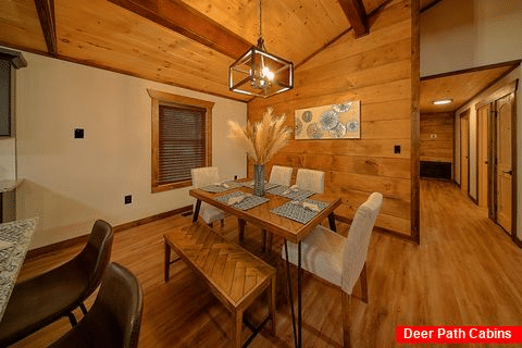 Dining room for 6 guests in 3 bedroom cabin - All Ya Need