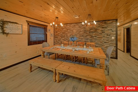 Dining Room in 5 bedroom cabin rental - As Good As It Gets