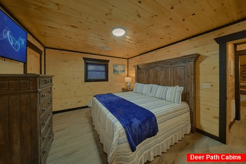 5 bedroom cabin rental with 2 Master Bedrooms - As Good As It Gets