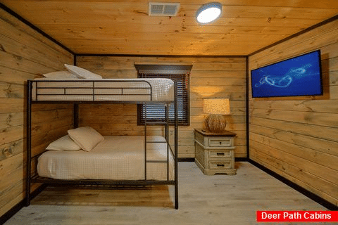 5 bedroom cabin with a Queen bunk bedroom - As Good As It Gets