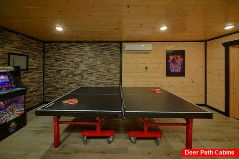 5 bedroom cabin game room with Ping Pong table - As Good As It Gets