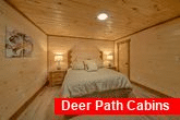 5 bedroom luxury cabin with 3 King Beds