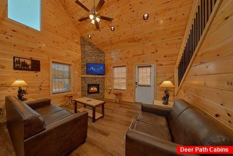 2 Bedroom Cabin near Pigeon Forge with WiFi - Sunshine Vista