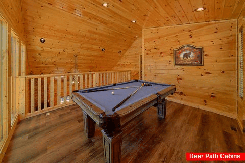 2 Bedroom Cabin in Pigeon Forge with Pool Table - Tennessee Dreamin