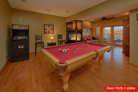 5 Bedroom With Pool Table and Arcade Games - Black Bear Lodge