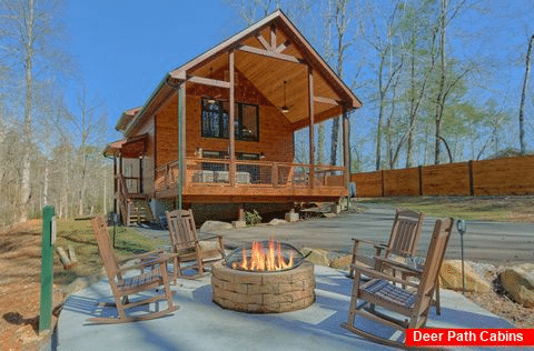 Featured Property Photo - A Lazy Bear Log Cabin