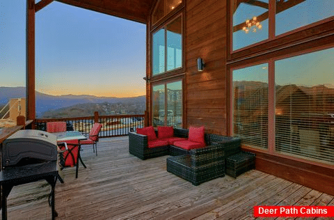 Spectacular Views 3 Bedroom Cabin Sleeps 10 - Smoky Vista Lodge