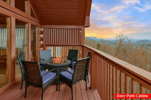 Covered Deck with Fire Pit and Views - Lazy View Lodge