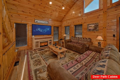4 Bedroom Cabin with Fireplace and Cable TV - Cubbs Dream