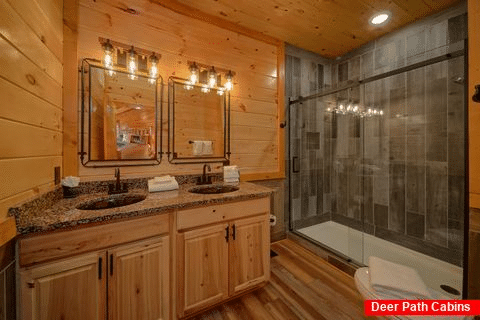 Master Bathroom with Large Shower - Cubbs Dream