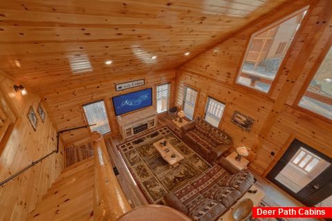 Luxury 4 Bedroom Cabin in Pigeon Forge - Cubbs Dream