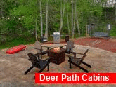 Cabin rental with Fire pit, grill and hot tub