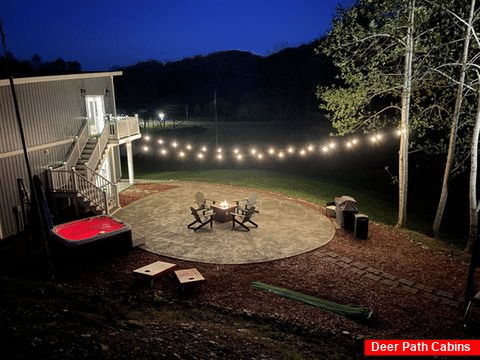 Gatlinburg Cabin with hot tub and fire pit - Cardinals Creek