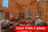4 bedroom cabin with Fireplace and Indoor Pool