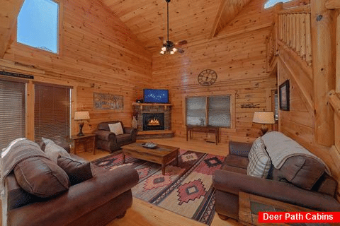 4 bedroom cabin with Fireplace and Indoor Pool - Endless Sunrises