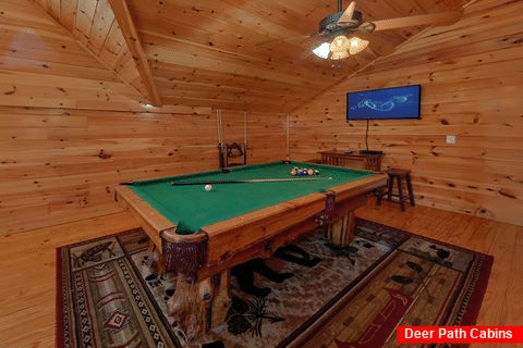 4 bedroom cabin with Pool table and game room - Endless Sunrises