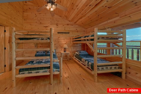 Bunk bedroom for 5 kids in 4 bedroom pool cabin - Endless Sunrises