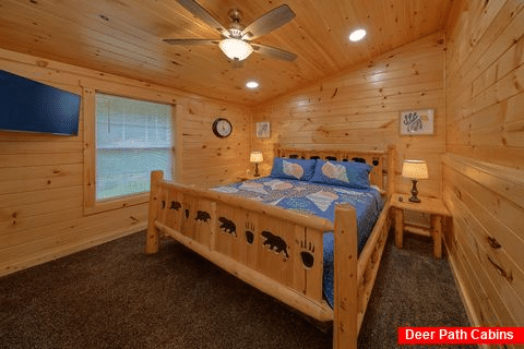 8 Bedroom Cabin with King Bed and TV - Bar Mountain IV