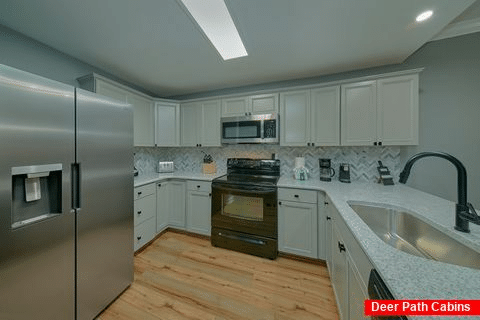 Full kitchen in 2 bedroom condo rental - Mountain View 2504