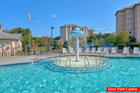 Pigeon Forge 2 bedroom condo with outdoor pool - Mountain View 2504