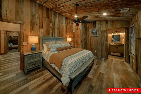 Beautiful barn wood walls and King bed in cabin - A View From Above