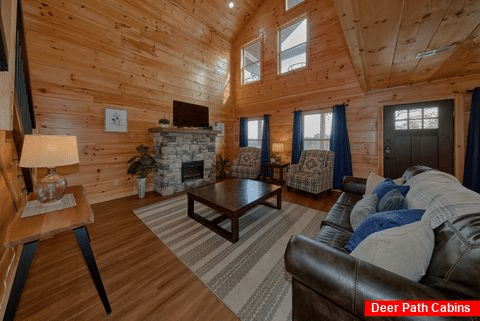 2 bedroom cabin with living room fireplace - Bandit Lodge