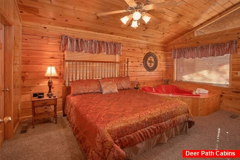 Honeymoon 1 Bedroom Cabin with Master Suite - A New Beginning