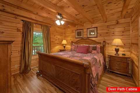5 bedroom Cabin with King bed on main level - A Perfect Stay