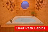 Cabin with 8 bedrooms and jacuzzi tub