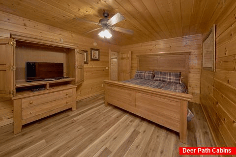 Cabin with 2 King Suites with private baths - Great Aspirations