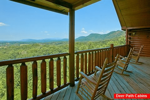 Cabin with mountain views that sleeps 20 - Great Aspirations