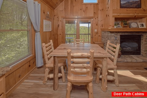 1 Bedroom Cabin with Kitchen and Dining Table - Serenity Ridge