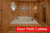 Cabin with Master Suite & Indoor Jacuzzi Tub