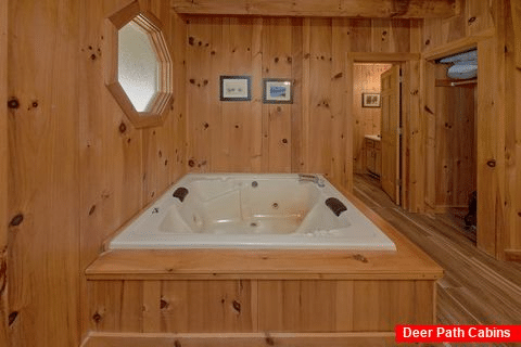 Cabin with Master Suite & Indoor Jacuzzi Tub - Serenity Ridge