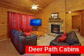 1 Bedroom Cabin Living Room with Gas Fireplace
