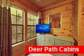 1 Bedroom Cabin with Dresser and TV