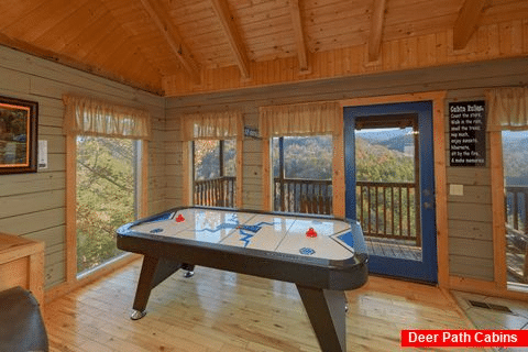 Smoky Mountain 1 Bedroom With Air Hockey Table - Hilltopper