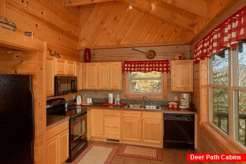 Smoky Mountain Cabin with Equipped Kitchen - Higher Ground
