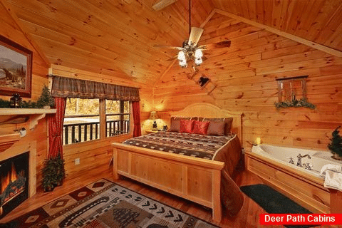 Premium Honey Moon Cabin with a Master Suite - Whispering Pond
