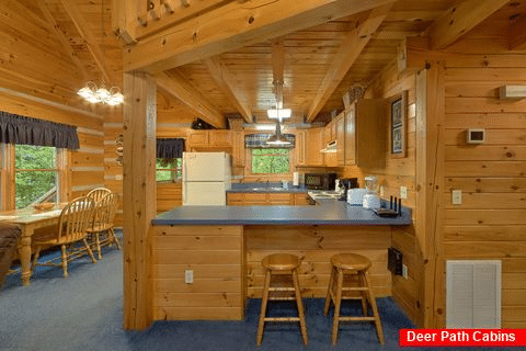 2 Bedroom cabin with full kitchen - A Peaceful Retreat
