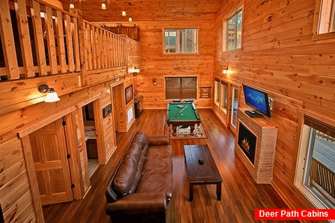 Cabin with Family Game room - Snuggled Inn