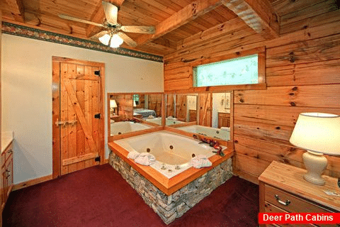 Cabin with Jacuzzi - A Hidden Mountain