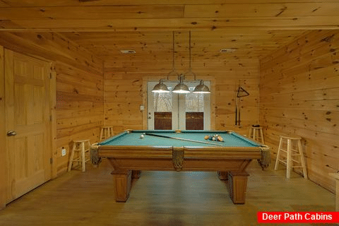 4 Bedroom Cabin Game Room with Pool Table - A Smoky Mountain Experience