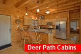 Luxurious 4 bedroom cabin with full kitchen