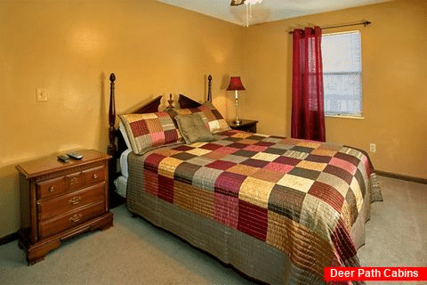 Queen Bedroom in Cabin with Flat screen TV - Family Gathering