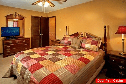 Cabin with 5 queen beds - Family Gathering